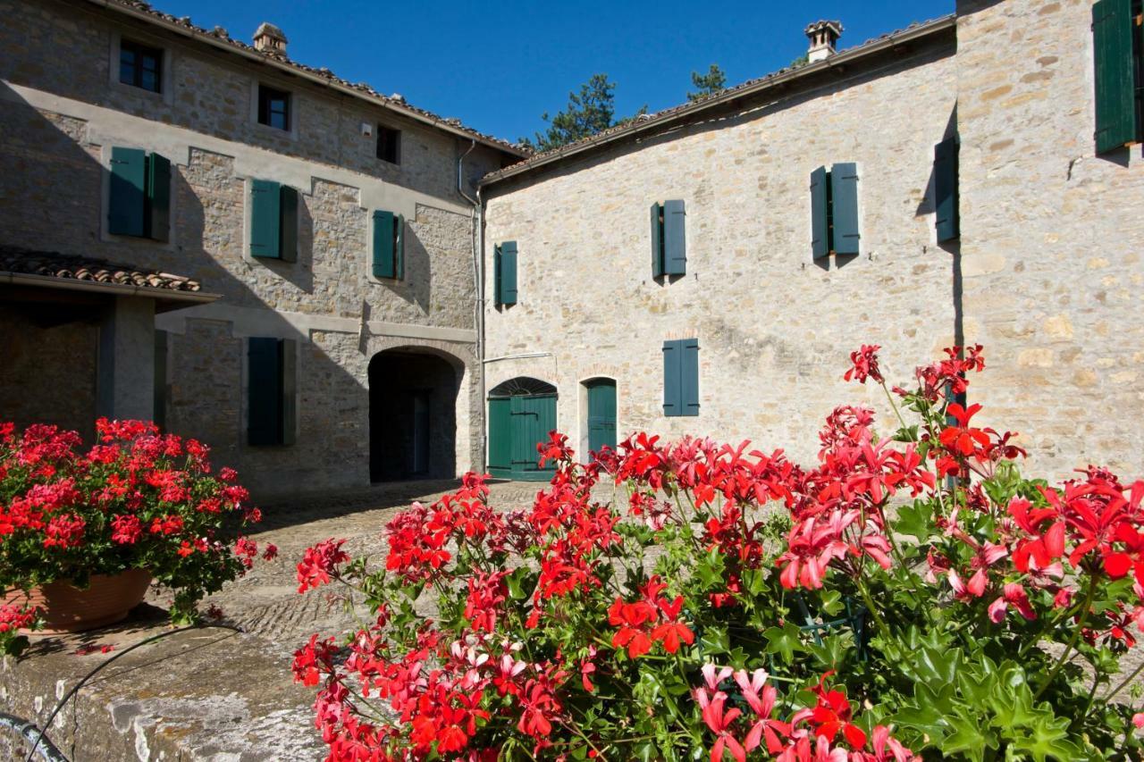 La Corte Bonomini Bed and Breakfast Neviano degli Arduini Exteriör bild